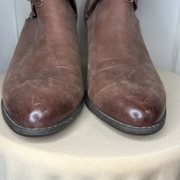 Vionic Women's Upright Rory Brown Back Zip Heeled Ankle Booties Boots - Picture 5 of 9